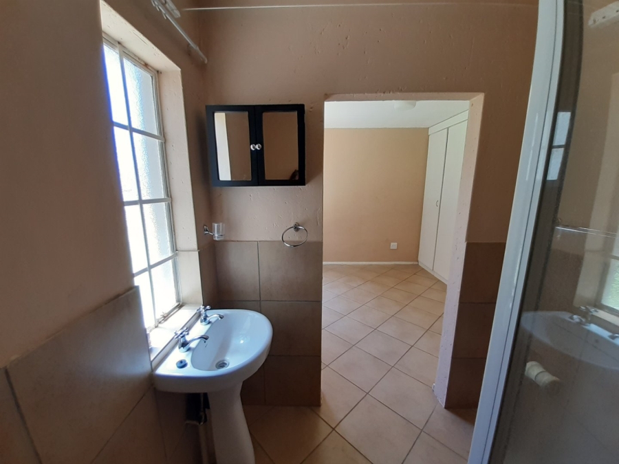 1 Bedroom Property for Sale in Van Der Hoff Park North West